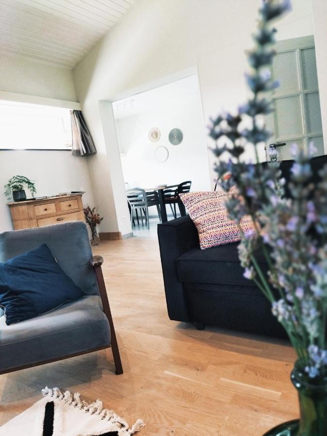 Le Clos Des 3 - Vacances Avec Vue En Ardennes A 5 Kilometres De La Roche - Maison De 90 M2 Avec Chambres - Avec Magnifique Jardin Rendeux Exterior foto